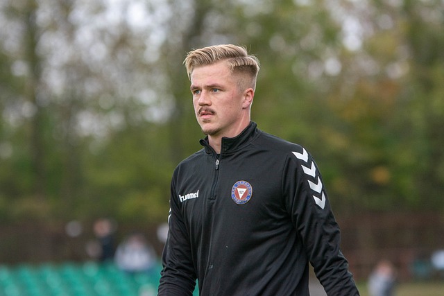 快船96-87魔术！伦纳德有变化，哈登被拖累，泰伦卢不该重用一人.